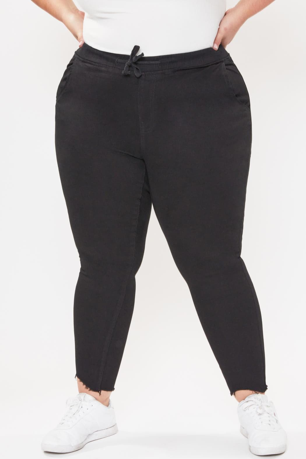 Women's Plus Size Raw Hem Pull On Pants