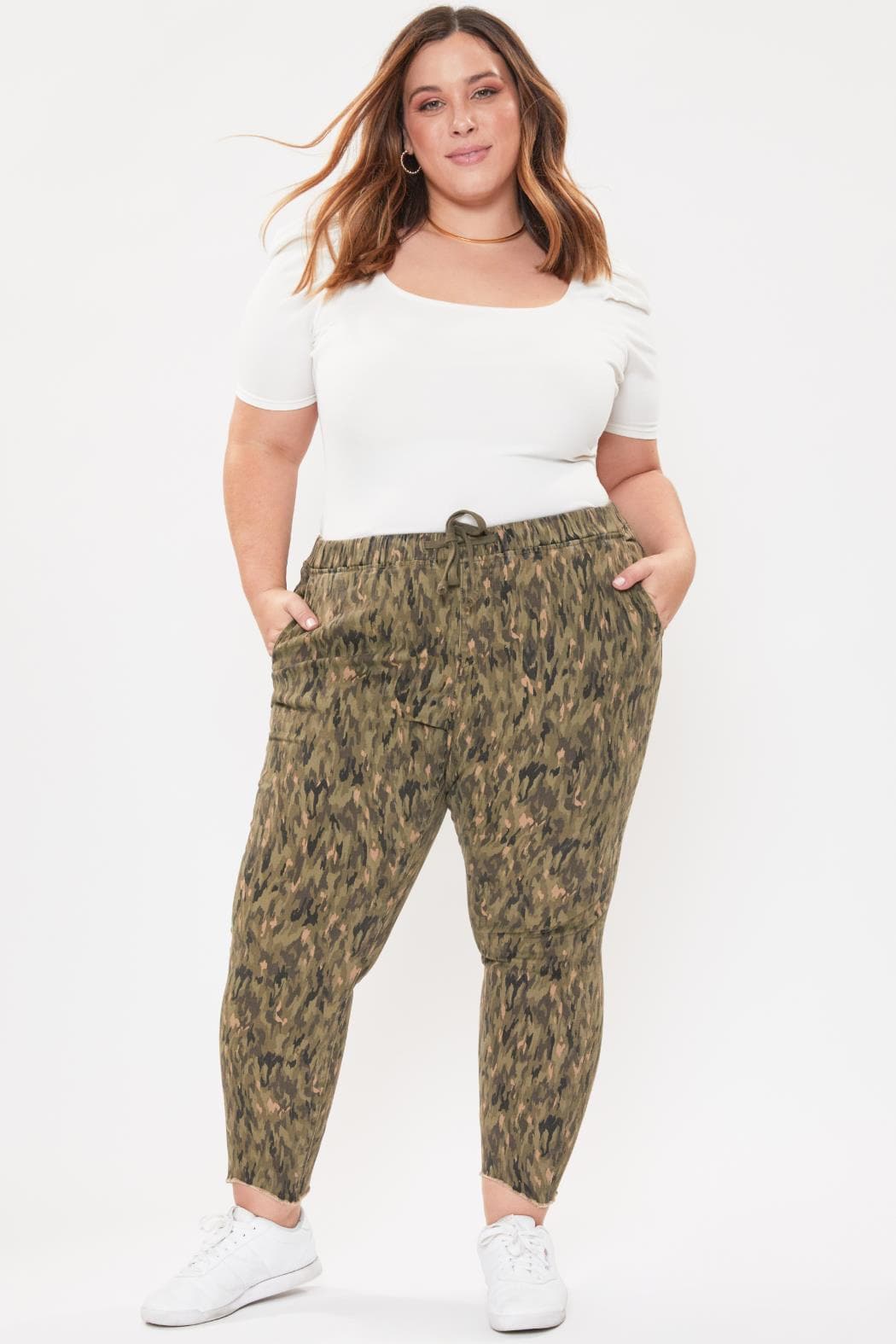 Women's Plus Size Raw Hem Pull On Pants