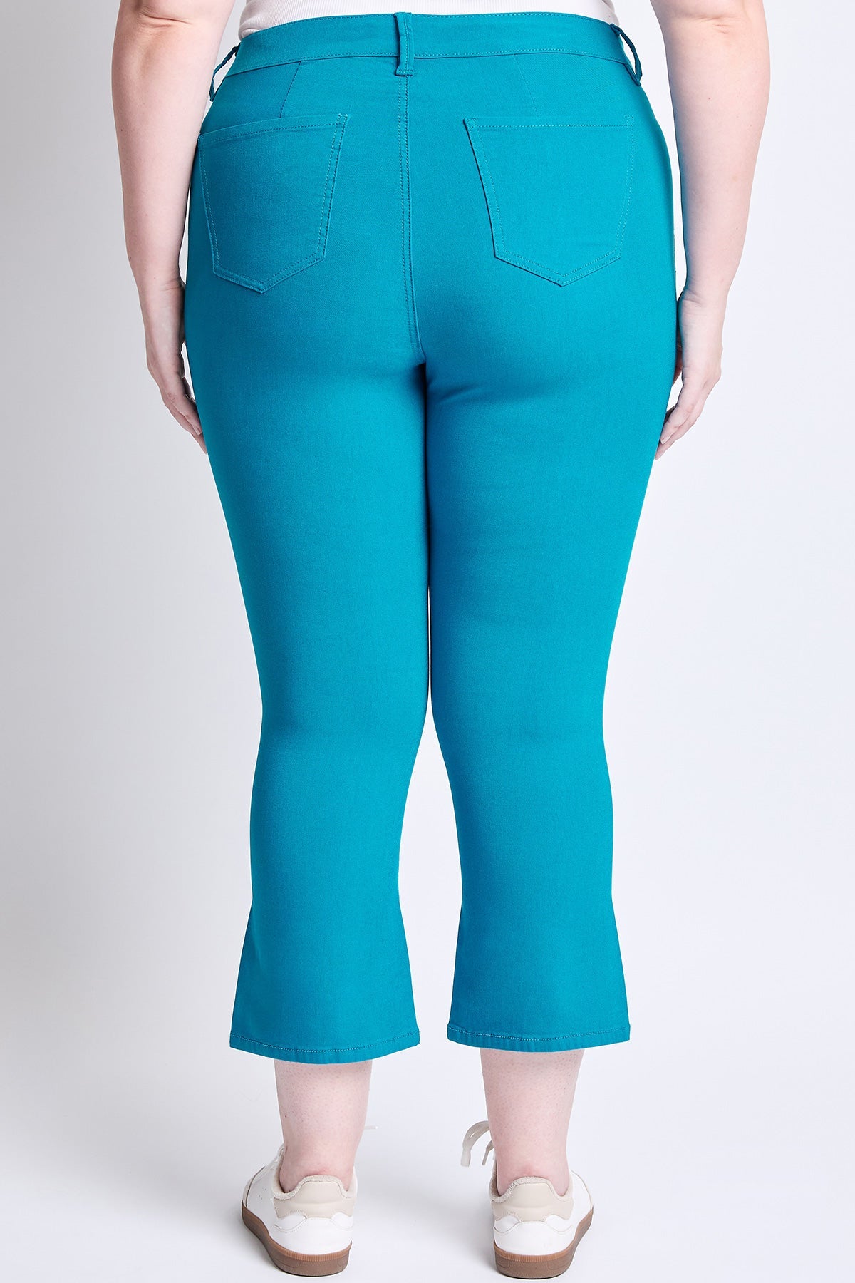 Women's Plus Hyperstretch Cropped Kick Flare Pants