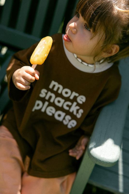 MORE SNACKS PLEASE TEE