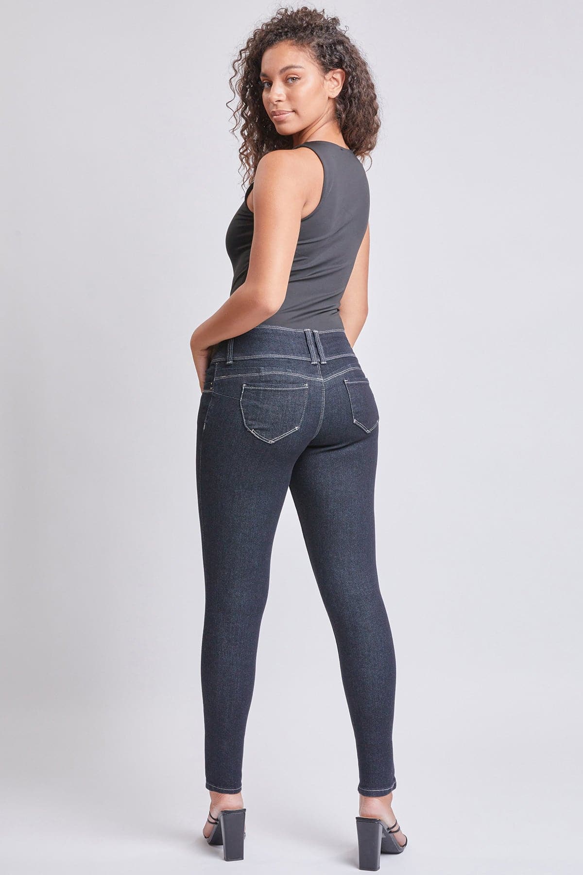 Women’s Sustainable WannaBettaButt Skinny Jeans