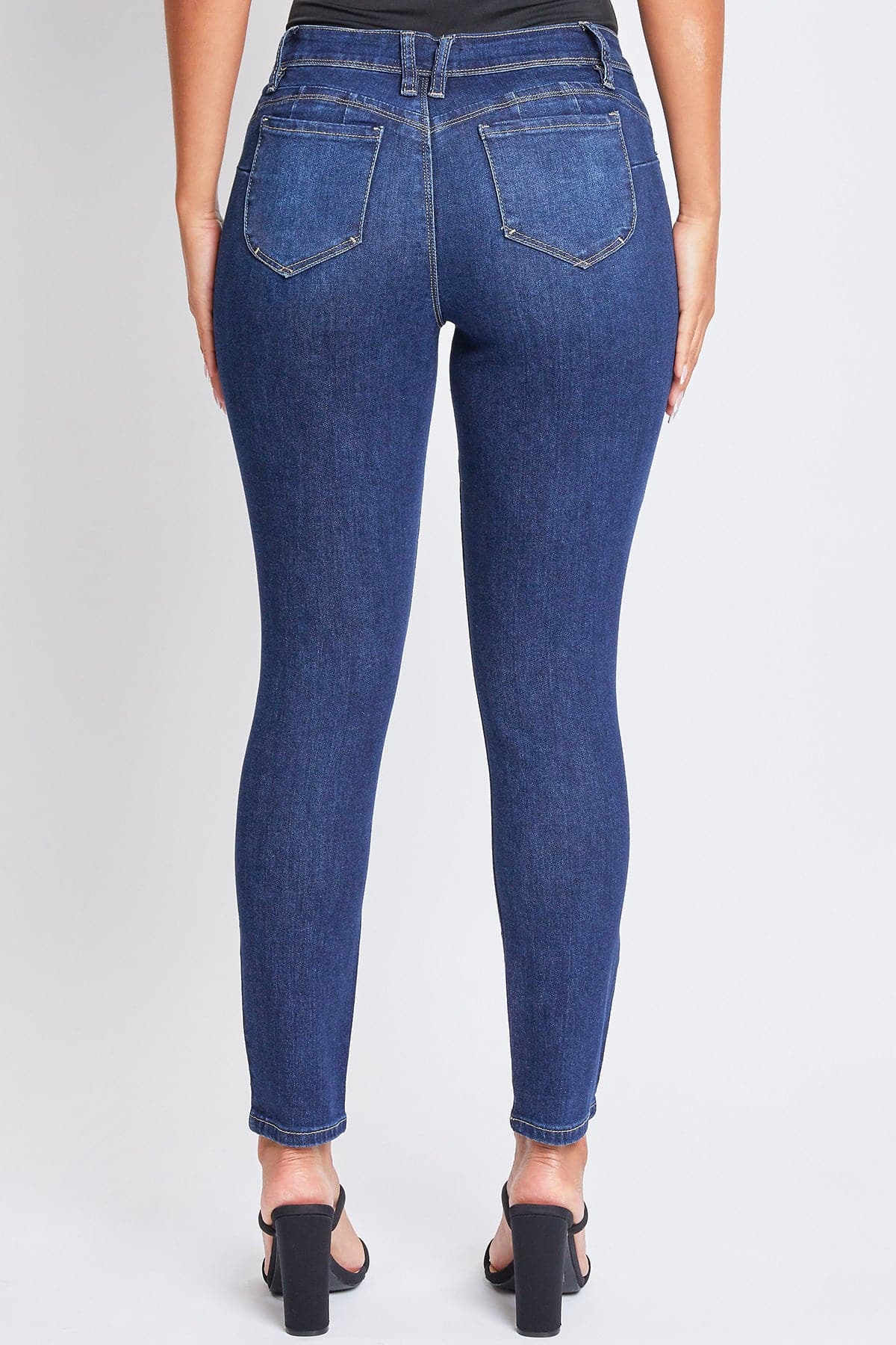 Women's Sustainable WannaBettaButt Skinny Jeans