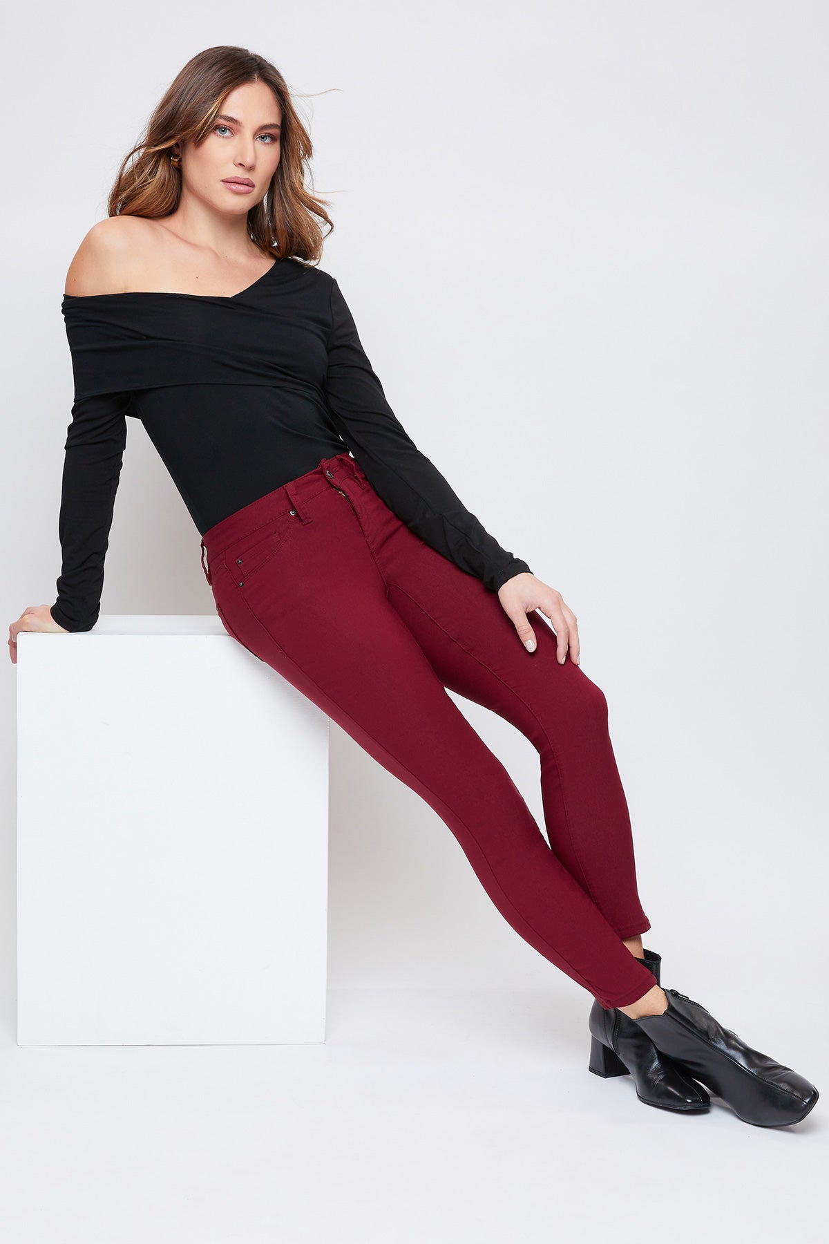 Women's Petite Hyperstretch Skinny Pants