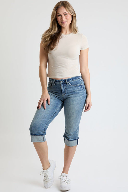 Women's Premium Stretch Essential Cuff Capri